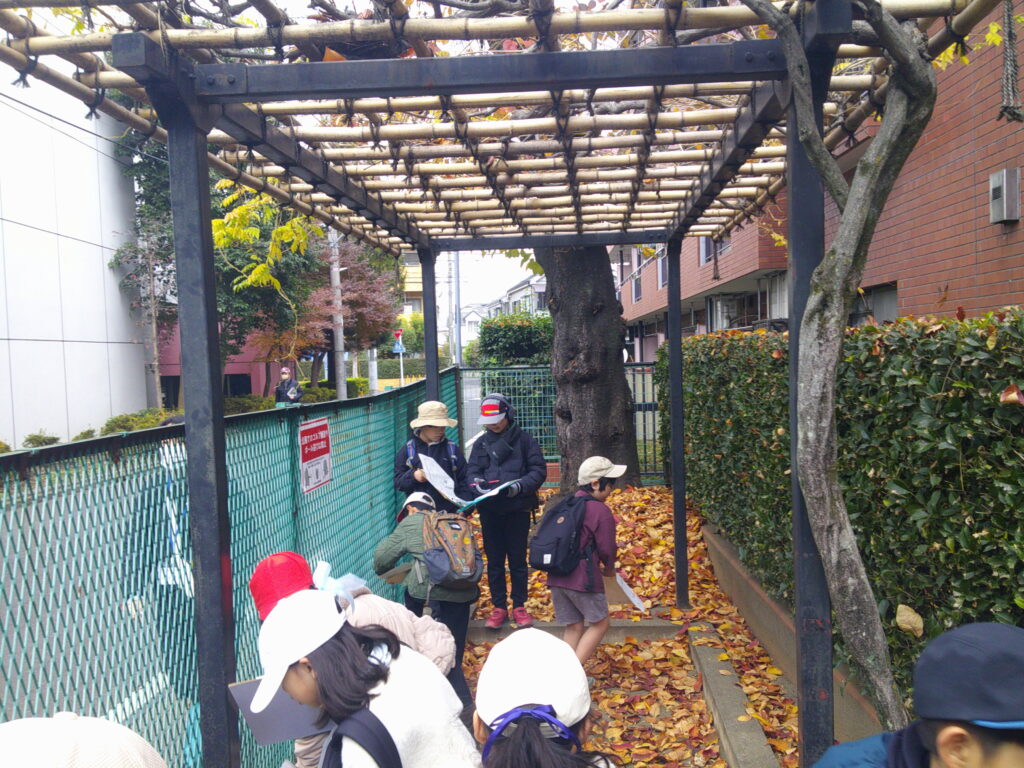 ３年生　地域安全マップづくり